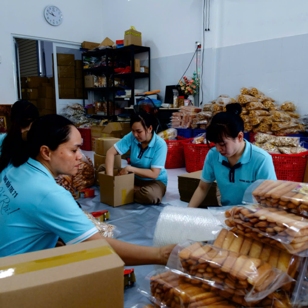 Hoạt động đóng gói hàng hoá tại Hương Bến Tre 71 - Ảnh 4